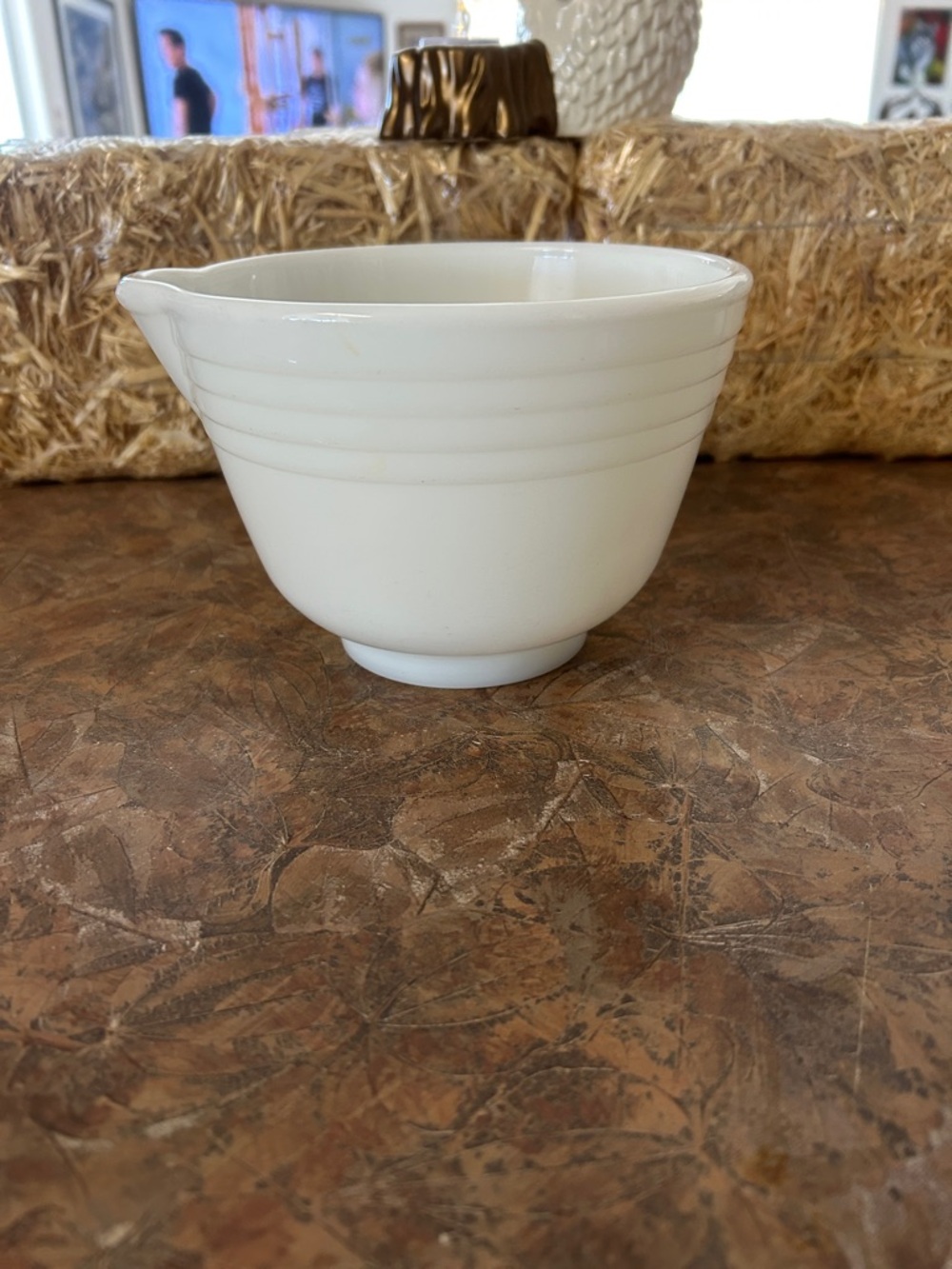 PYREX Vintage Hamilton Beach Milk Glass Mixing Bowl With Spout USA Made